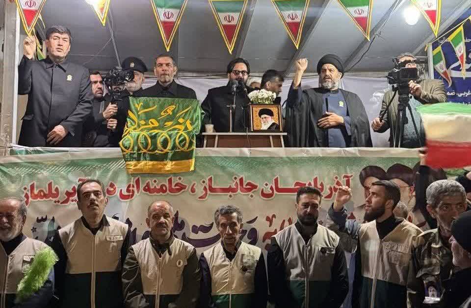 ادامه تجمع شبانه مردم مردم ولایت‌مدار و انقلابی ارومیه