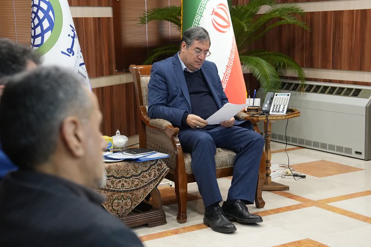 برگزاری جلسه بررسی و رفع مشکلات واردکنندگان آذربایجانغربی + تصاویر