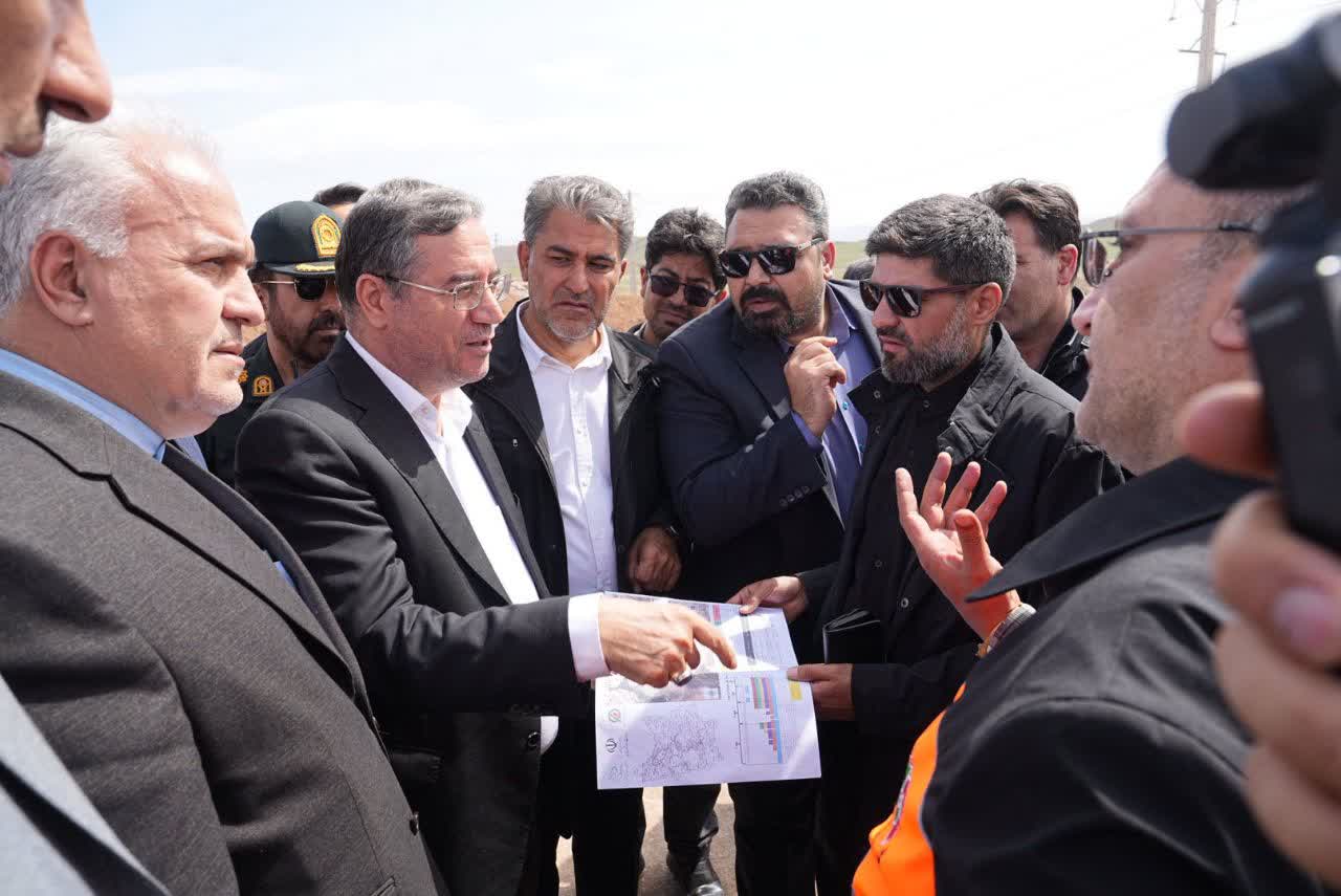 بازدید استاندار آذربایجان‌غربی از از روند اجرای پروژه سه‌راهی ایواوغلی تا گیت ورودی منطقه آزاد ماکو + تصاویر
