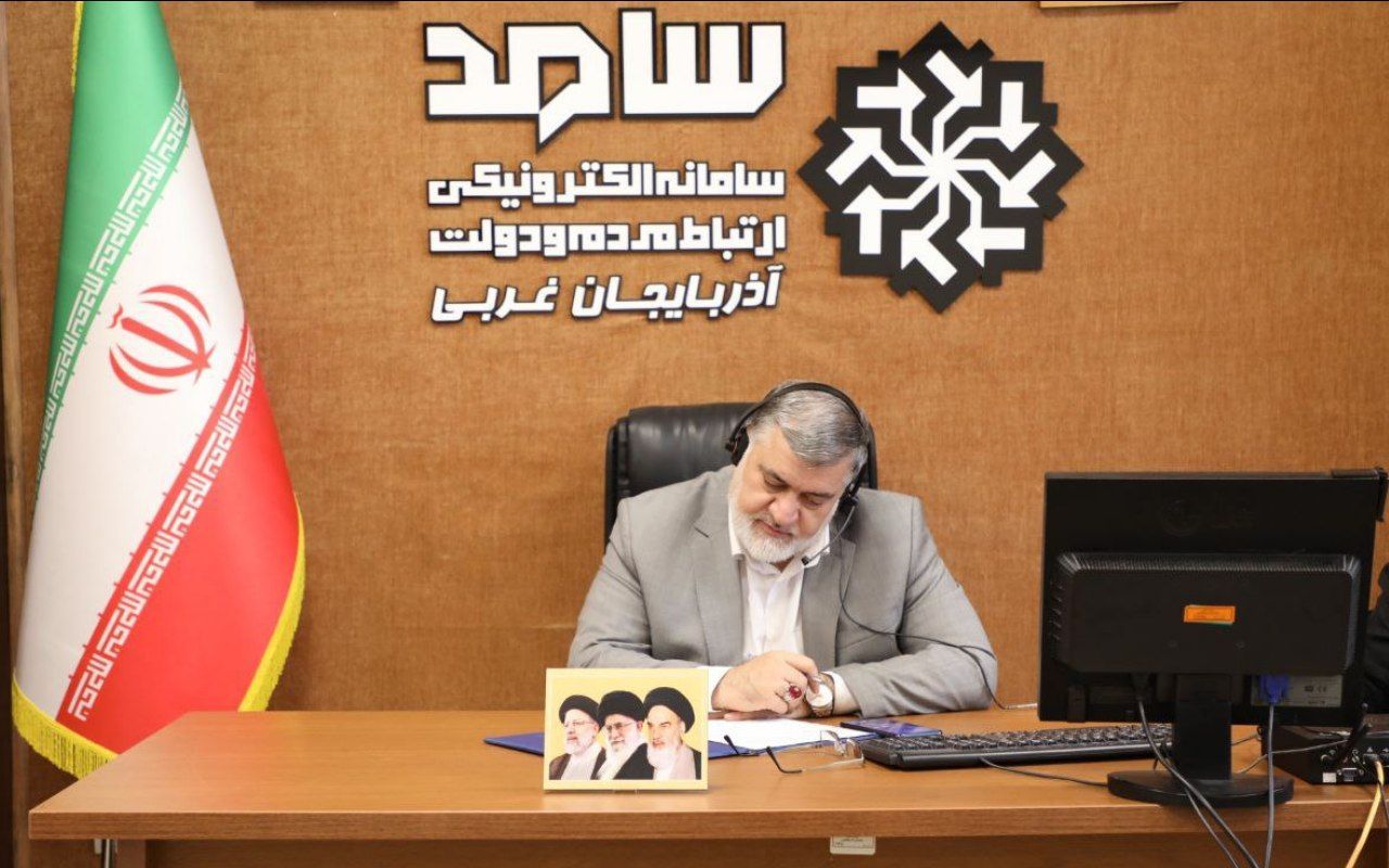 حضور استاندار آذربایجانغربی در سامانه تلفنی 111 سامد + تصاویر