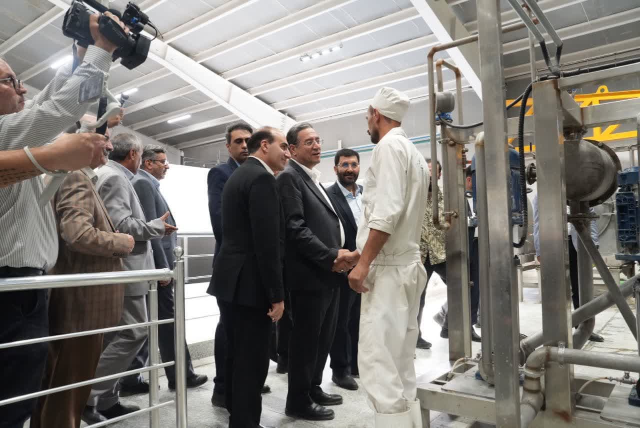 تکمیل زنجیره ارزش گلوکز در آذربایجانغربی با نوسازی و احیای 4 واحد راکد + تصاویر