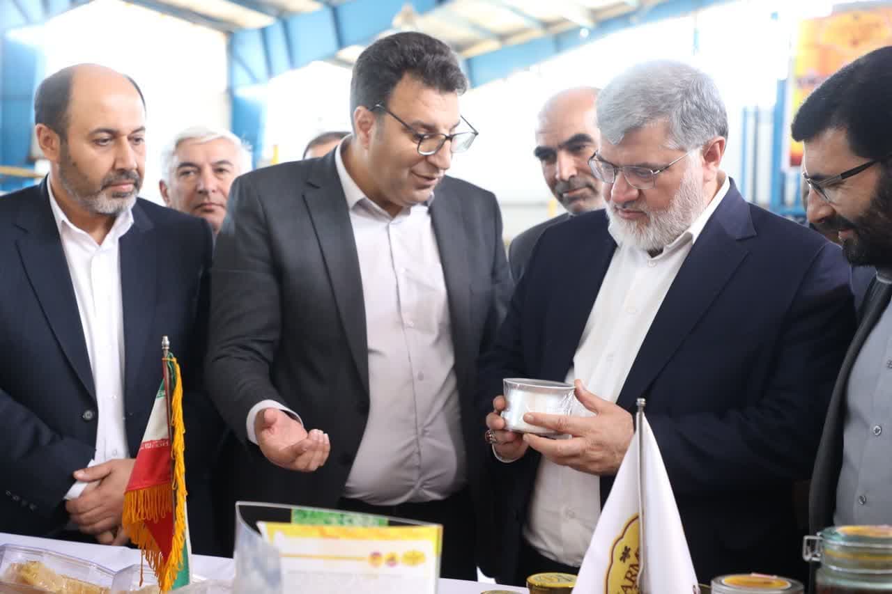بازدید استاندار آذربایجان غربی از دو واحد تولیدی در ارومیه + تصاویر