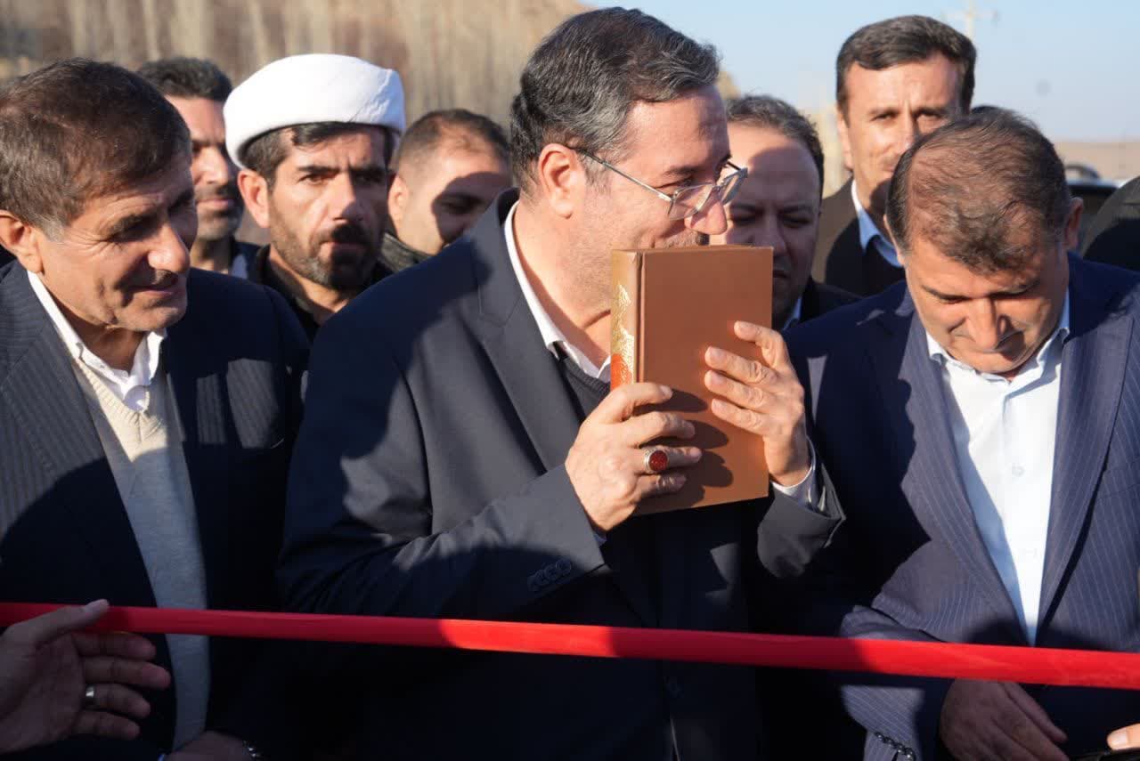 بهره برداری از 5/4 کیلومتر جاده در شهرستان اشنویه آغاز شد + تصاویر