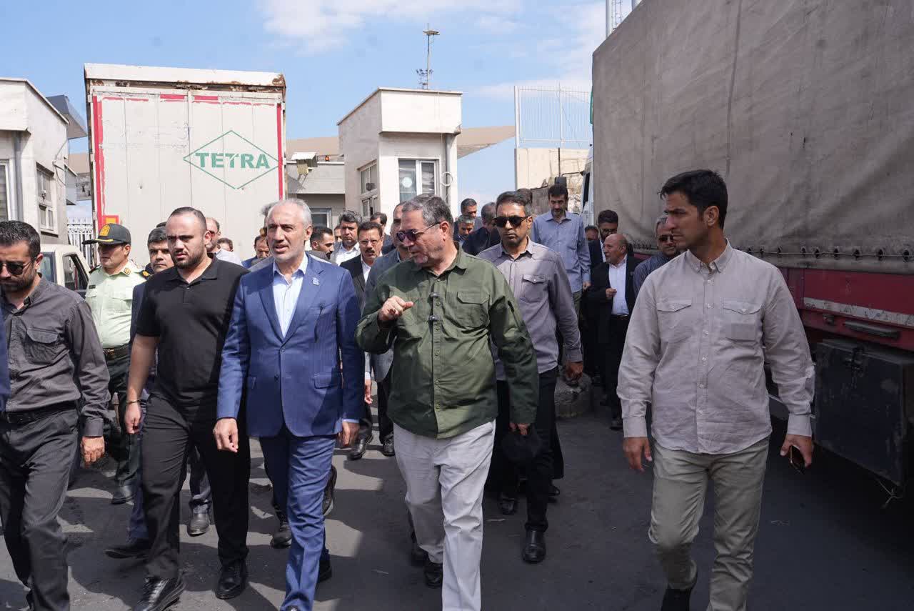تأکید معاون رئیسجمهور و استاندار آذربایجانغربی بر تأمین اعتبارات توسعه گمرک و پایانه مرزی بازرگان + تصاویر