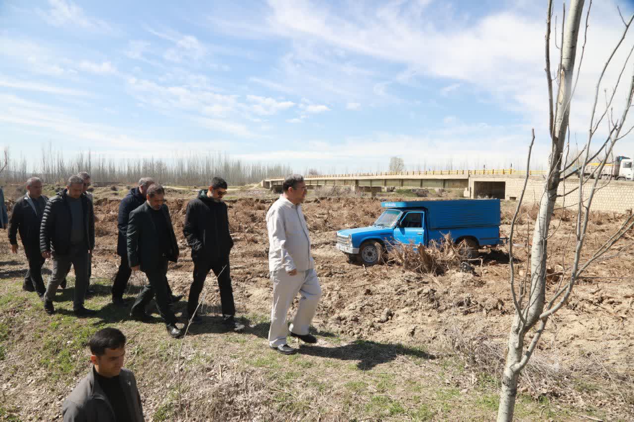 حضور میدانی و بازدید استاندار آذربایجان‌غربی از جریان انتقال آب از رودخانه‌های حوضه آبریز به دریاچه ارومیه + تصاویر