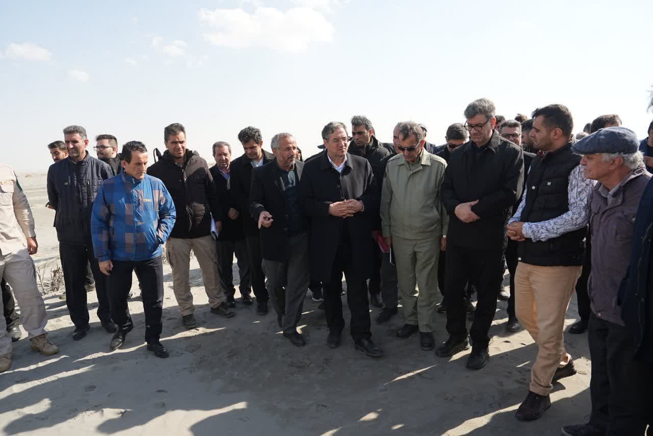 بازدید دبیر کارگروه ملی نجات دریاچه ارومیه از سایت تثبیت مرنگلو - سپرغان + تصاویر
