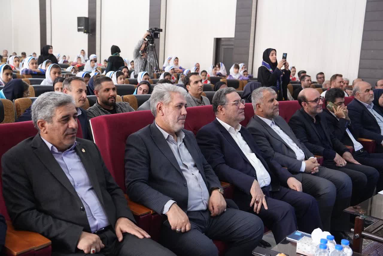 جشن عاطفهها در ارومیه به رنگ مهربانی درآمد + تصاویر