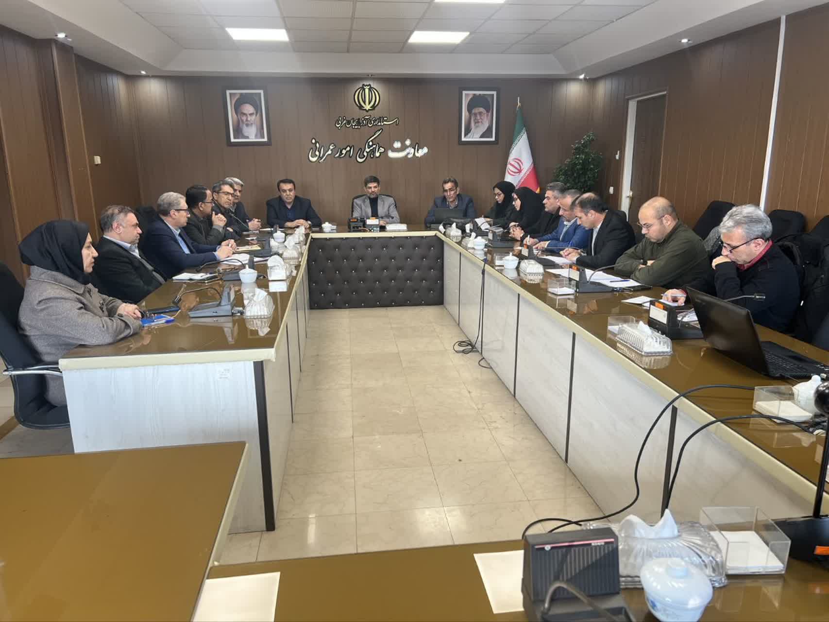 برگزاری جلسه مدیریت پسماند آذربایجان‌غربی + تصاویر