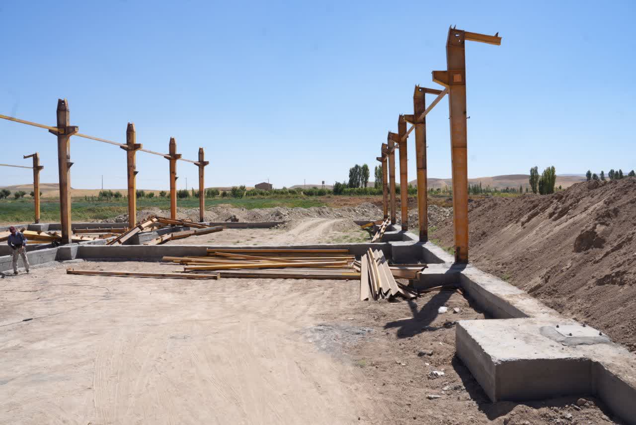 بازدید استاندار آذربایجانغربی از پروژه مجتمع بومگردی و تفریحی در تکاب + تصاویر