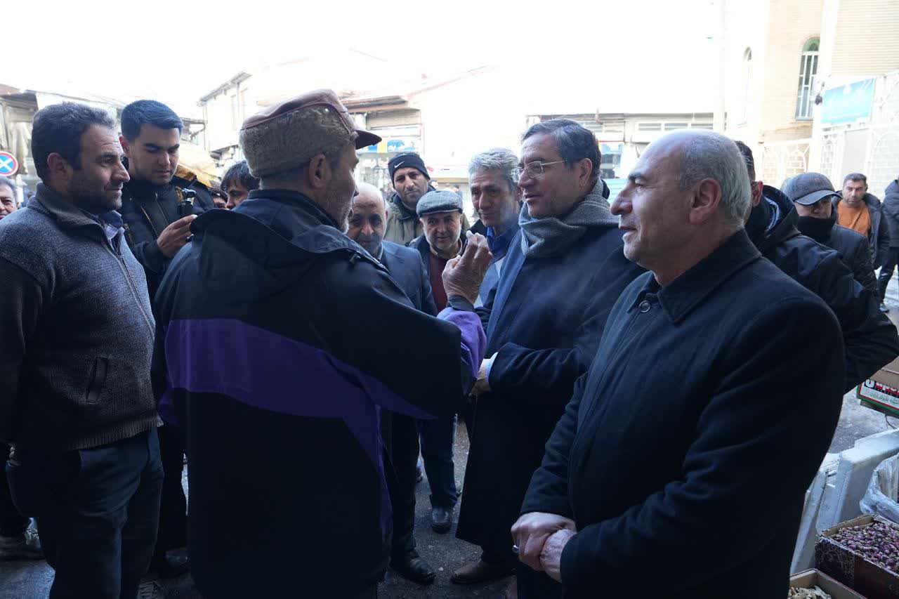 بازدید استاندار آذربایجان‌غربی از بازار ارومیه + تصاویر