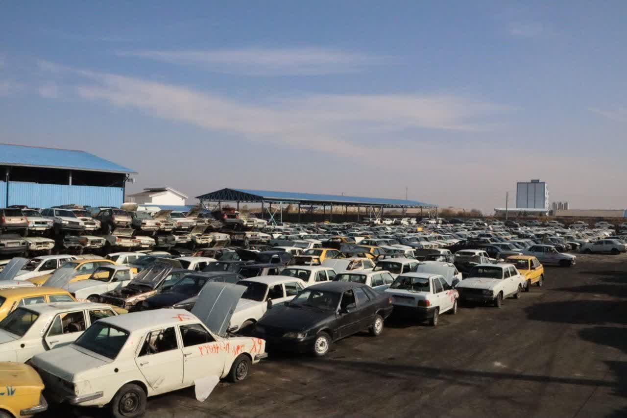 بازدید معاون هماهنگی امور اقتصادی استاندار آذربایجان غربی از دو واحد تولیدی و صنعتی در ارومیه + تصاویر