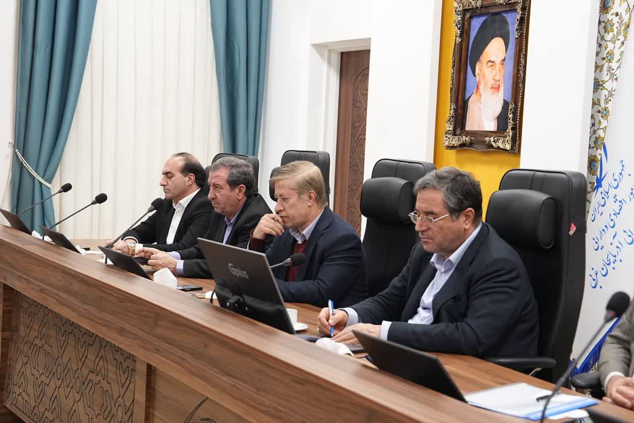 برگزاری جلسه مرکز خدمات سرمایهگذاری آذربایجانغربی + تصاویر