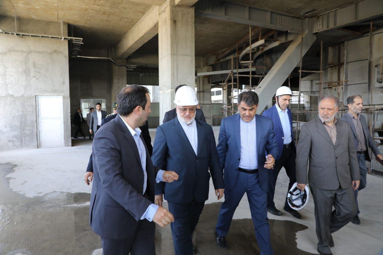 بازدید استاندار آذربایجانغربی از روند احداث کارخانه تولید سیلیکون + تصاویر