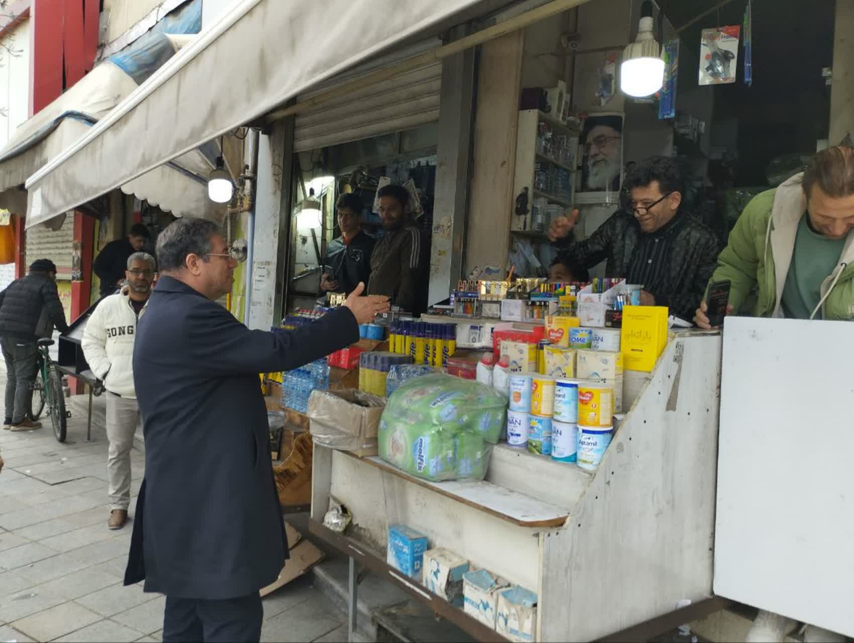 بازدید استاندار آذربایجان‌غربی از بازار ارومیه + تصاویر