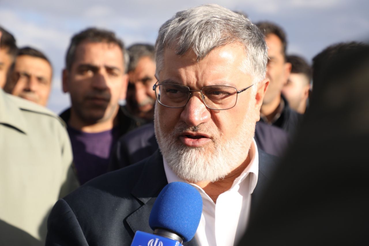 بازدید استاندار آذربایجانغربی از جشن خانوادگی پرواز بادبادک ها