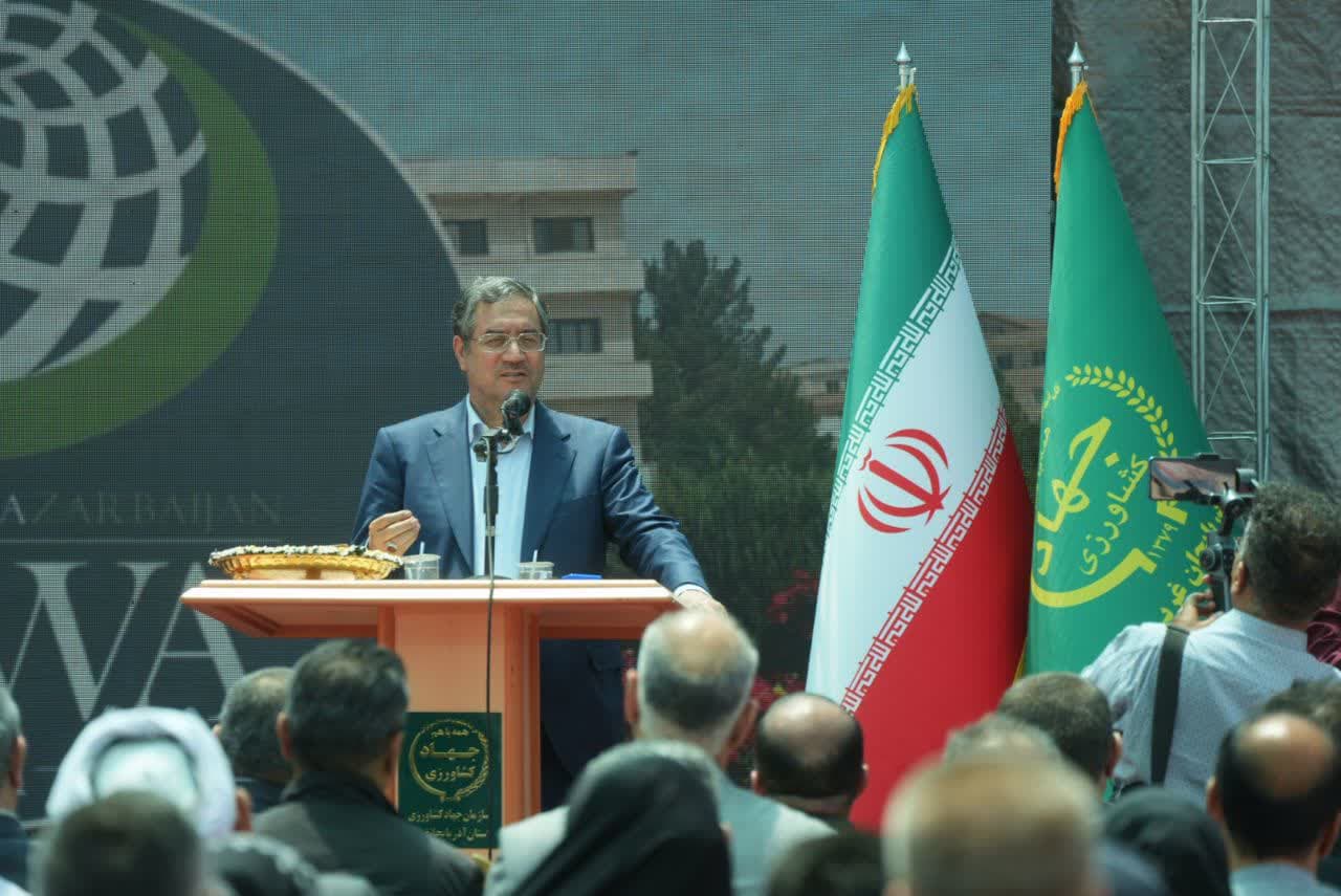 آغاز عملیات اجرایی پروژه 36 هزار تنی تولید و فرآوری انواع کنسانتره و پوره میوه در پیرانشهر + تصاویر