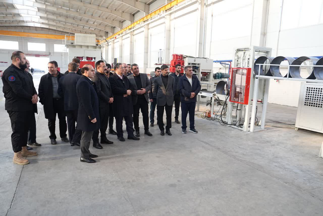 بازدید استاندار آذربایجان‌غربی از کارخانه فیلپا در ارومیه + تصاویر