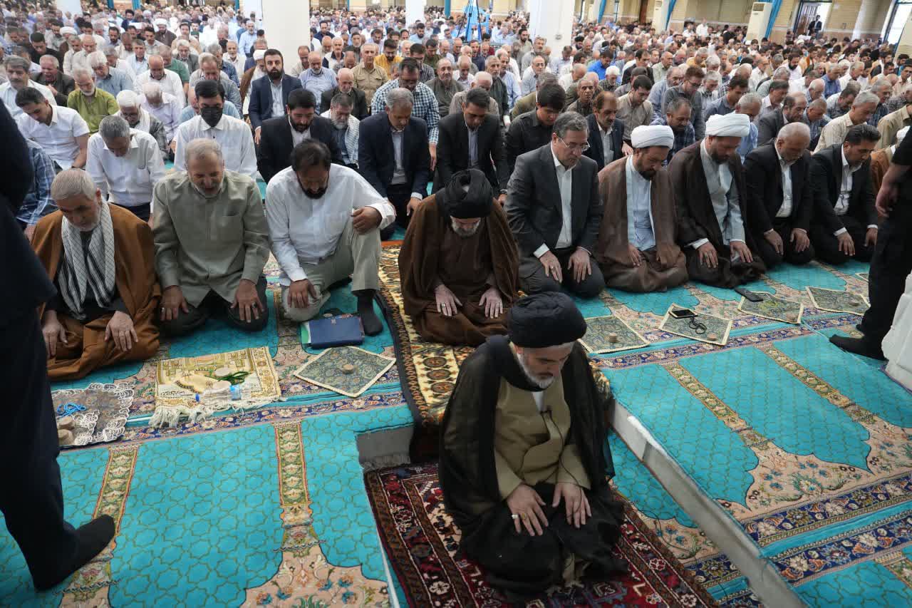 آلبوم تصویری / حضور استاندار آذربایجانغربی در آیین نماز جمعه ارومیه