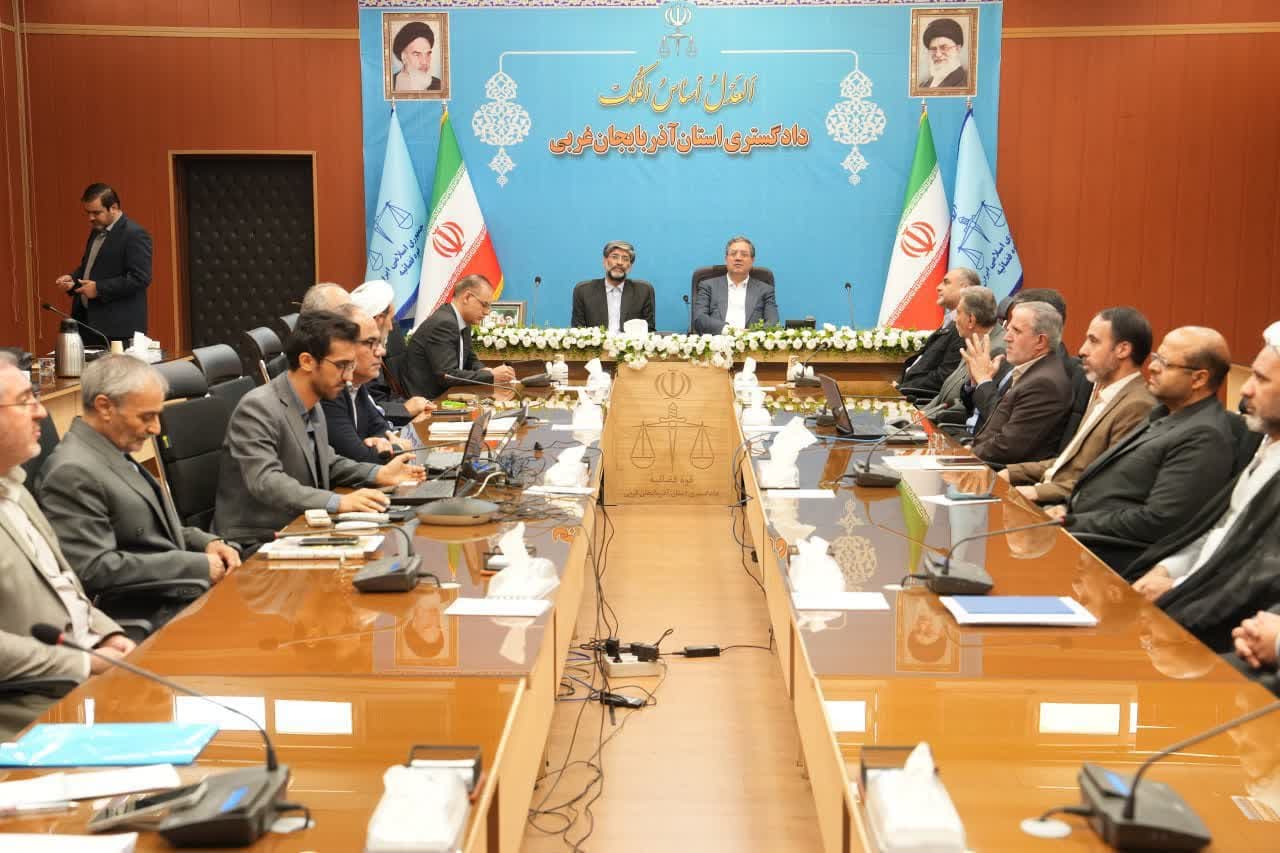 دیدار استاندار آذربایجانغربی با رئیس کل دادگستری استان + تصاویر