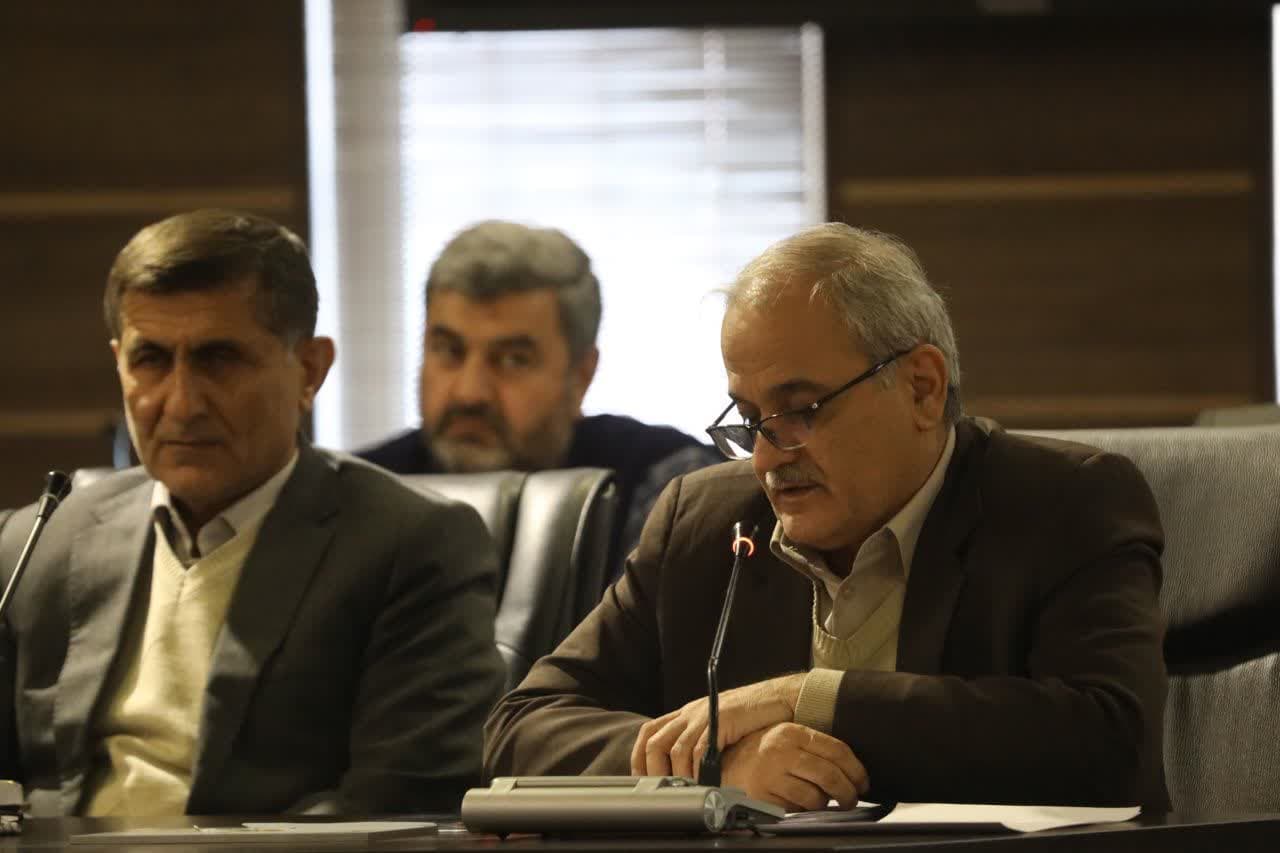 آلبوم تصویری / نشست مشترک فرمانداران استان با معاونین و مشاوران استاندار و مدیران ستادی استانداری آذربایجان غربی
