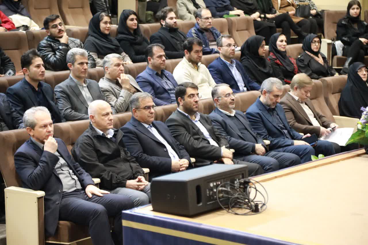 برگزاری رویداد نوآوری و فناوری "دیباذین" در حوزه نساجی و پوشاک در ارومیه + تصاویر