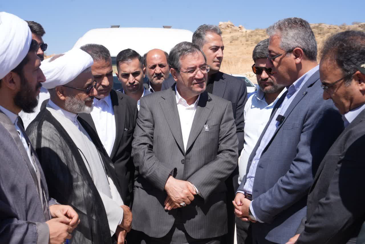 بازدید استاندار آذربایجانغربی از پروژه محور شاهیندژ - تکاب + تصاویر