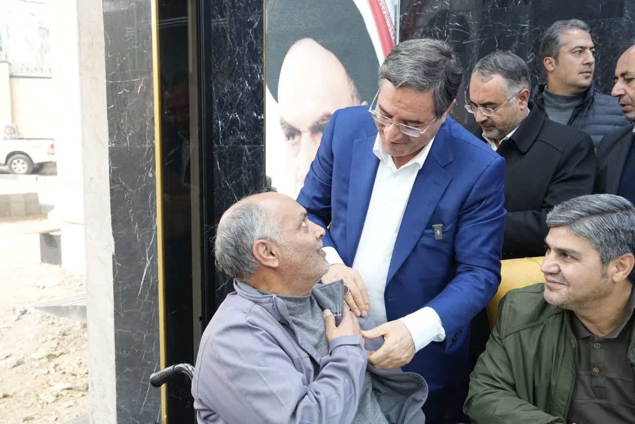 برگزاری نشست صمیمی استاندار آذربایجان‌غربی با جانبازان دفاع مقدس
