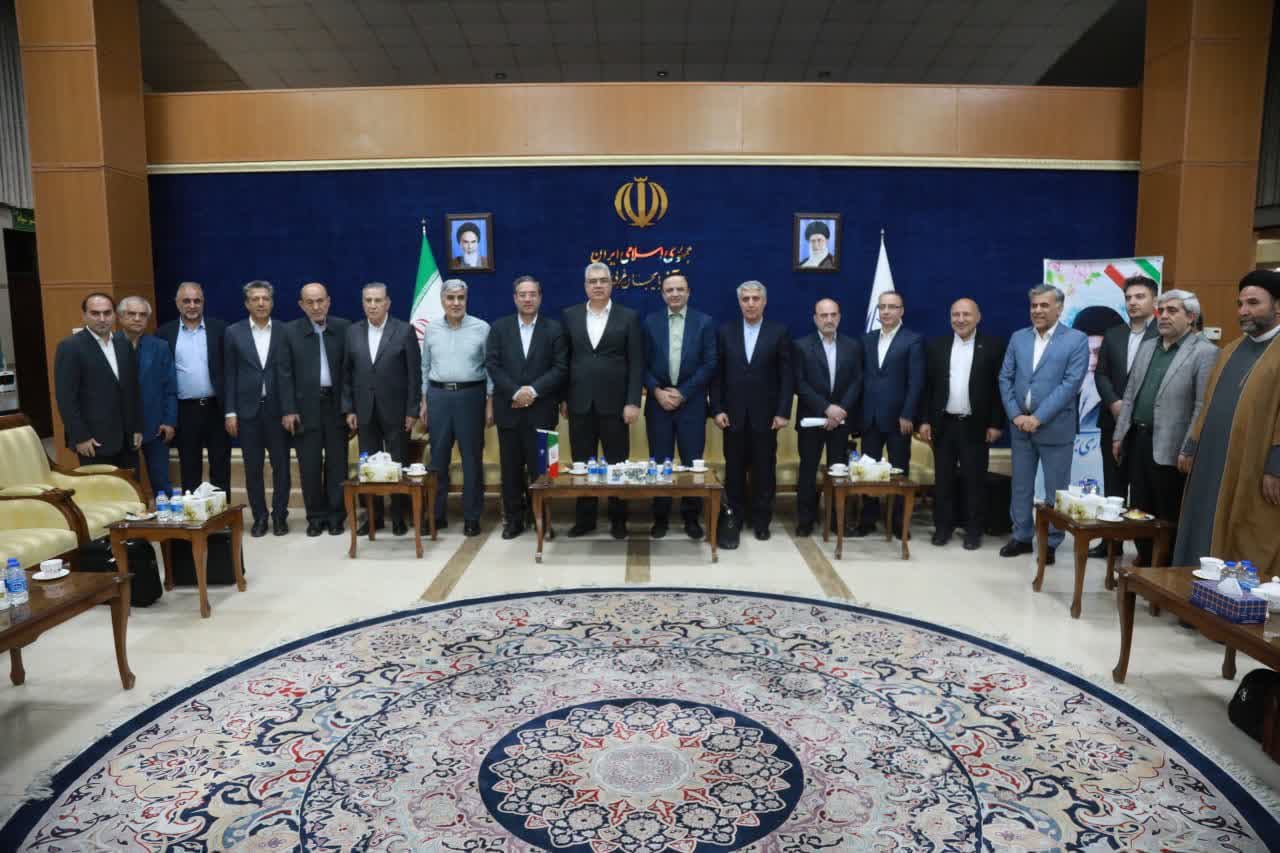 آلبوم تصویری / استقبال از میهمانان همایش بینالمللی سرمایهگذاری در فرودگاه ارومیه