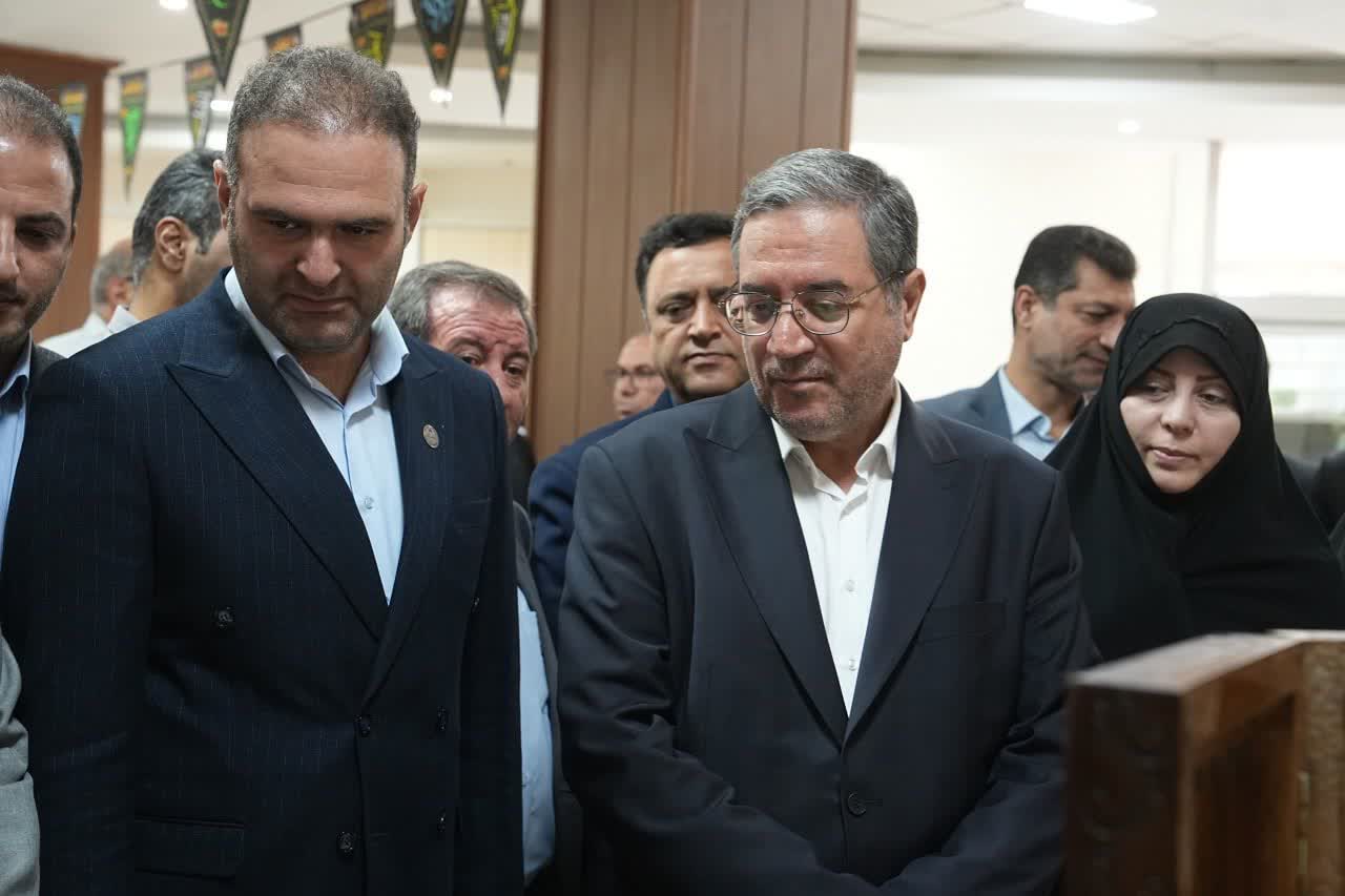 بازدید استاندار آذربایجانغربی از نمایشگاه صنایعدستی و مشاغل خانگی + تصاویر