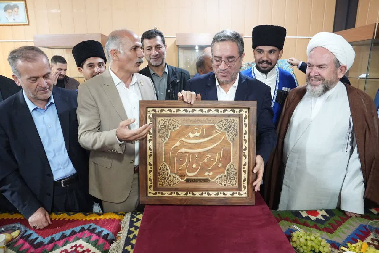بررسی مشکلات روستای تاریخی حسنلو با هدف تسریع در روند توسعه و رونق گردشگری + تصاویر