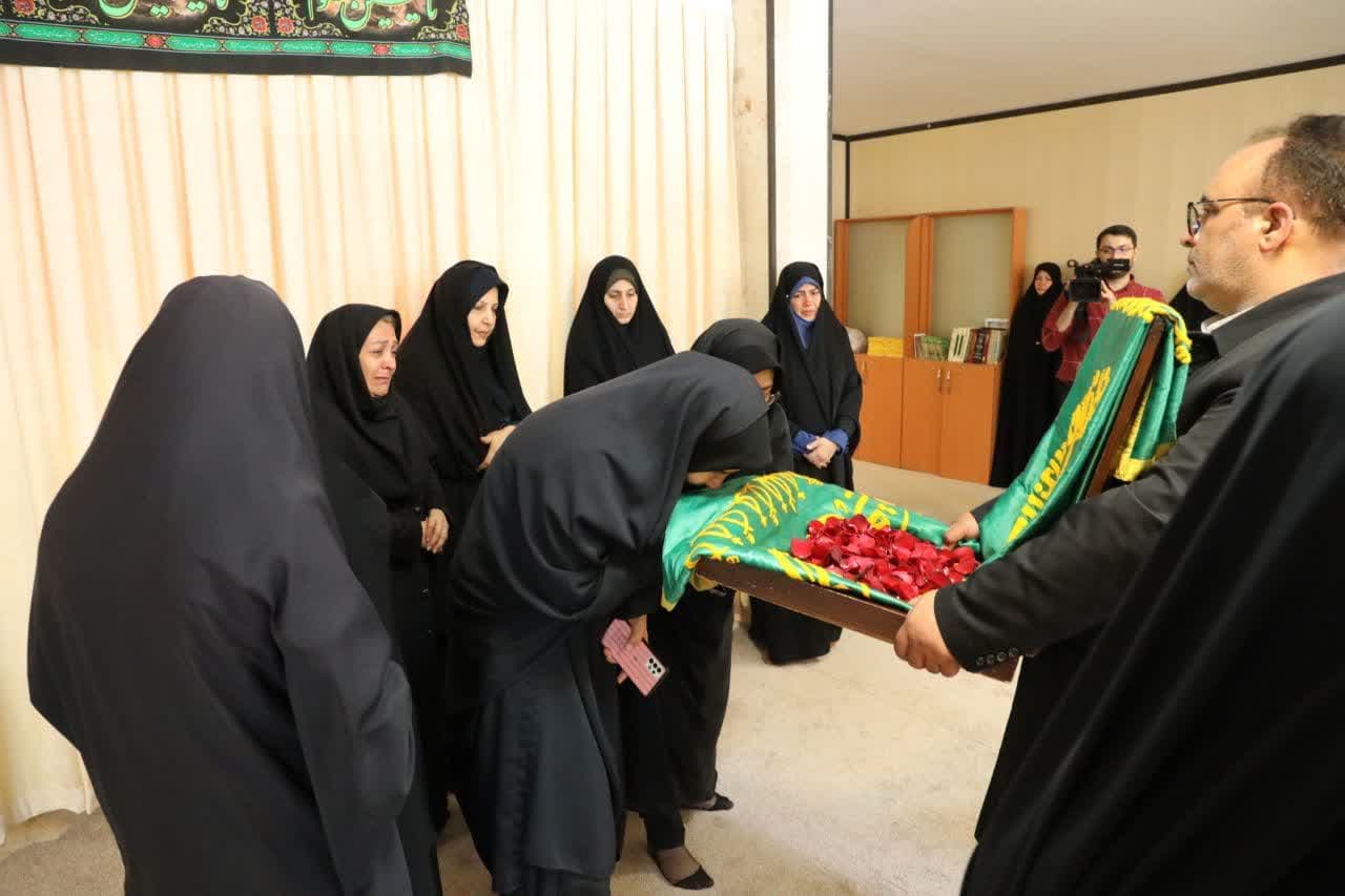 آلبوم تصویری / حضور خادمین حرم مطهر حضرت امام رضا (علیه السلام ) در جمع همکاران استانداری آذربایجانغربی