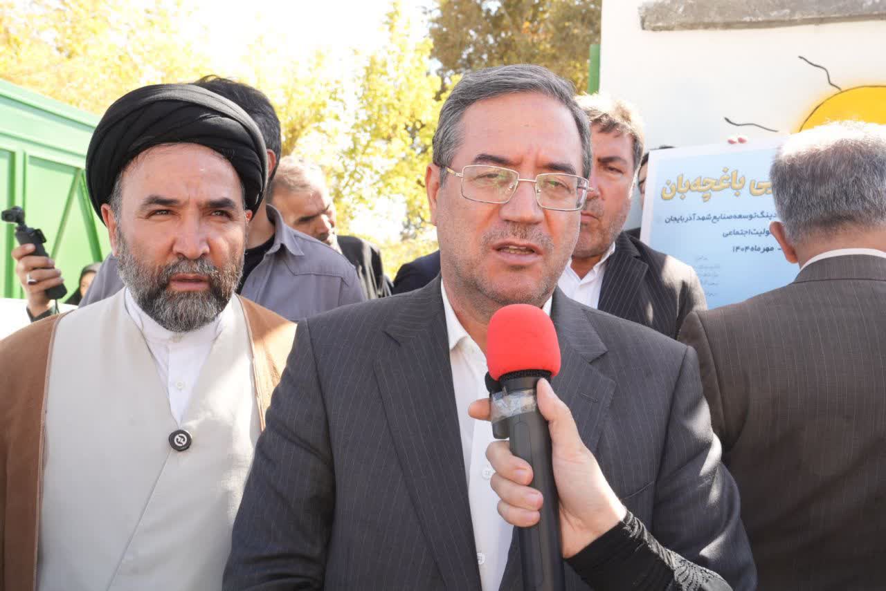 بهرهبرداری از یک باب مدرسه 10 کلاسه استثنایی در شهر نوشین شهر بخش نازلو + تصاویر