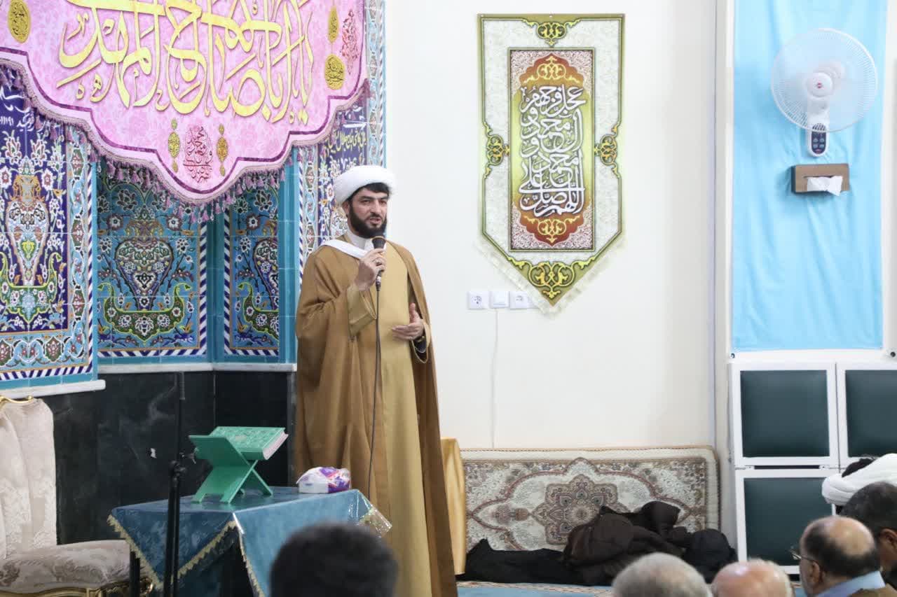 آلبوم تصویری / حضور استاندار آذربایجانغربی در جمع نمازگزاران مسجد بقیه الله ارومیه