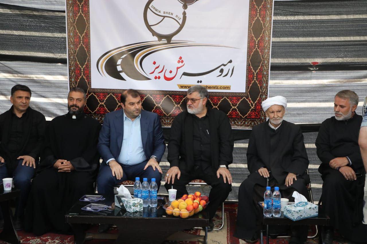 آلبوم تصویری / بازدید استاندار آذربایجانغربی از روند خدمت رسانی به زائران اربعین توسط موکب های مردمی