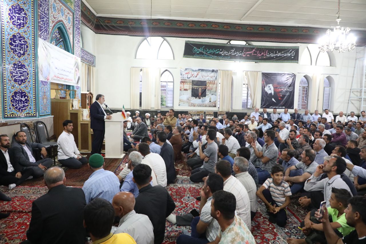 آلبوم تصویری / حضور استاندار آذربایجانغربی در جمع پرشور مردم منطقه بادکی ارومیه