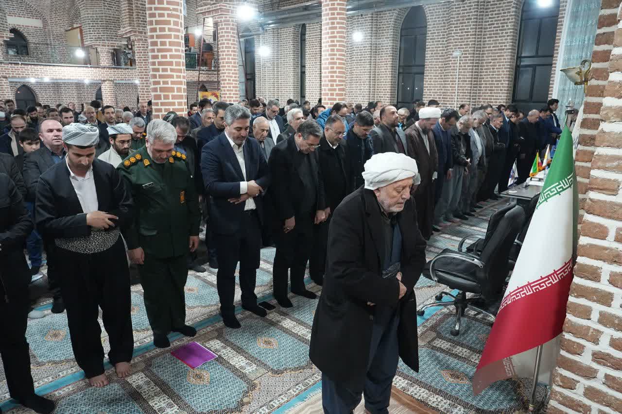 دیدار مردمی و محله‌محور استاندار آذربایجان‌غربی با اهالی محله الواج ارومیه + تصاویر