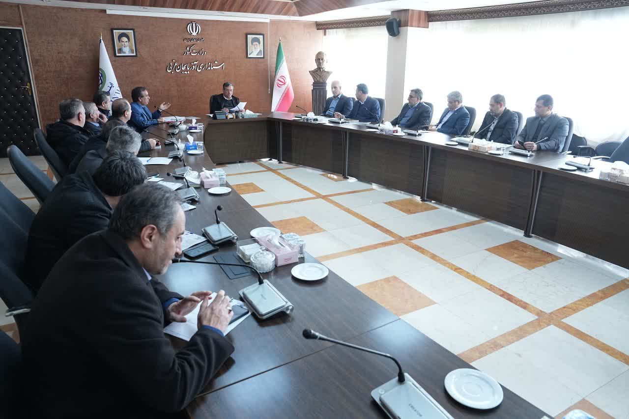 برگزاری جلسه رفع مشکلات و موانع سرمایه‌گذاری در آذربایجان‌غربی + تصاویر