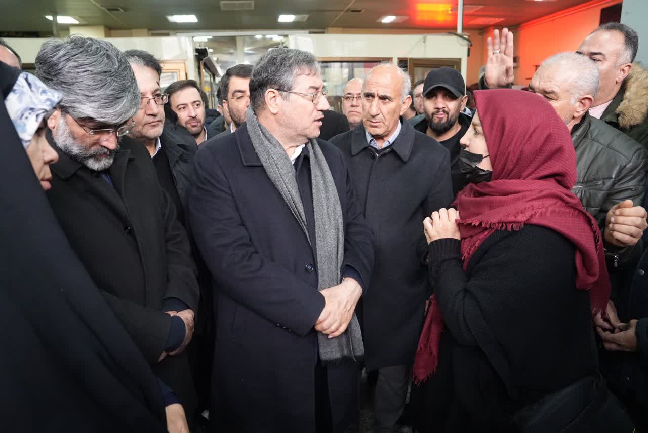 بازدید استاندار آذربایجان‌غربی از سالن مسافری، محوطه گمرک و پایانه مرزی بازرگان + تصاویر