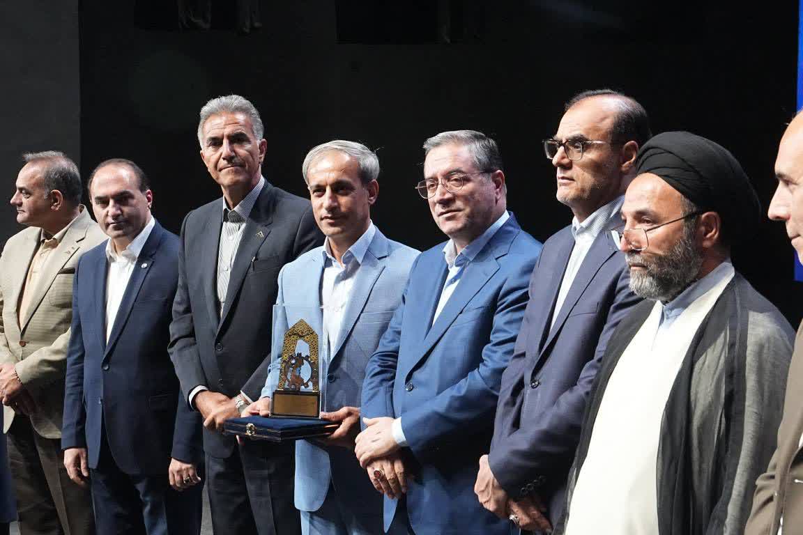 آلبوم تصویری / تجلیل از جهادگران صنعت و معدن آذربایجان‌غربی