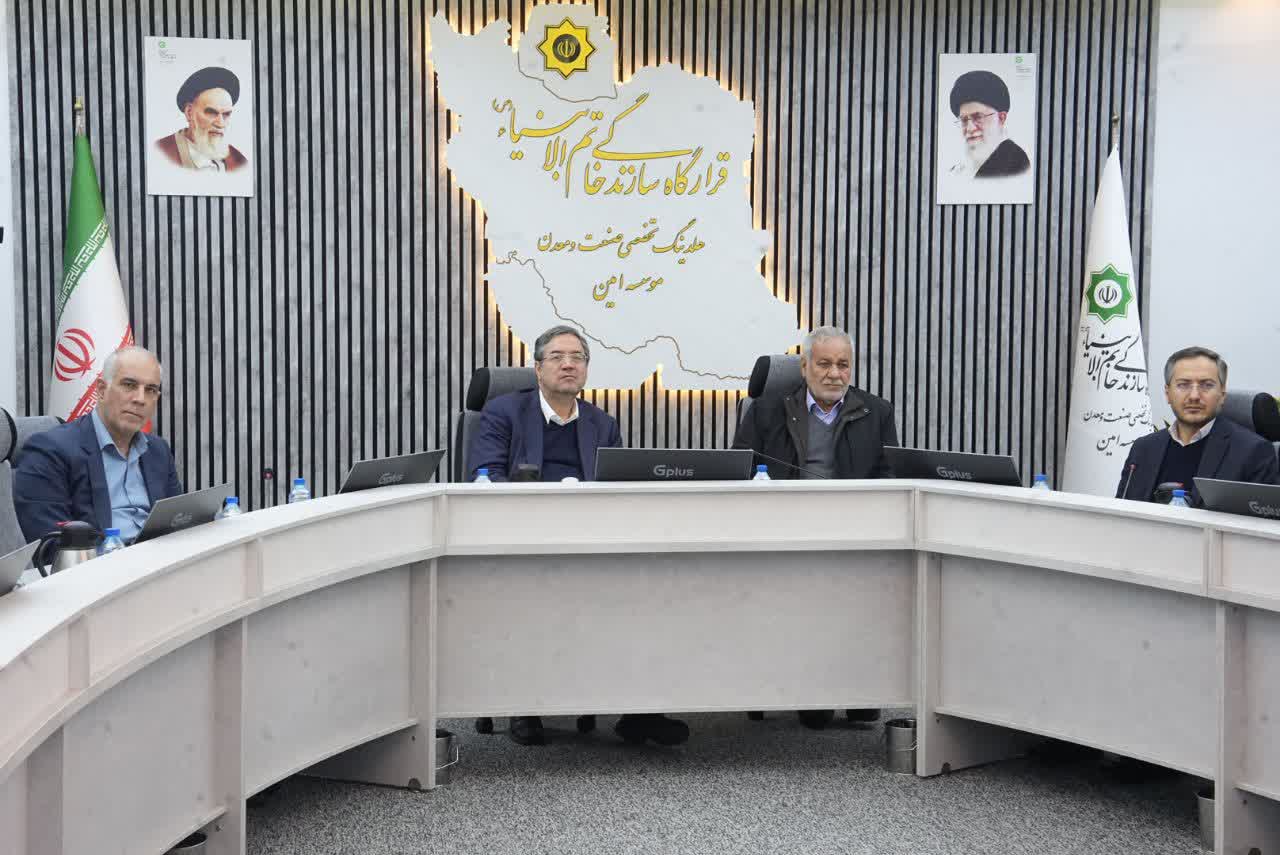 دیدار فرمانده قرارگاه سازندگی خاتم‌الانبیاء (ص) با استاندار آذربایجان‌غربی + تصاویر