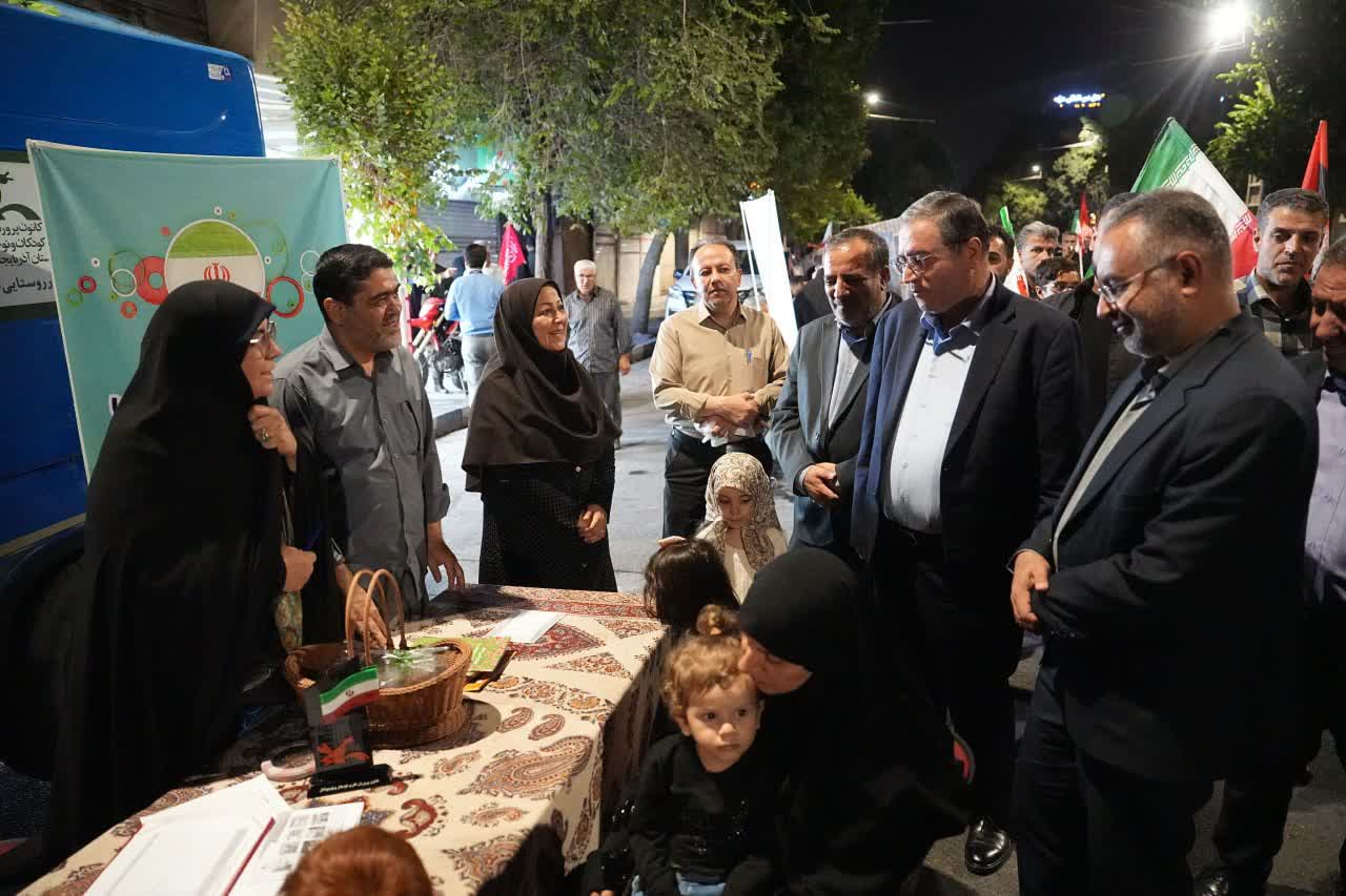شب پاسخگویی مدیران با برپایی میزهای ارتباطات مردمی در ارومیه + تصاویر