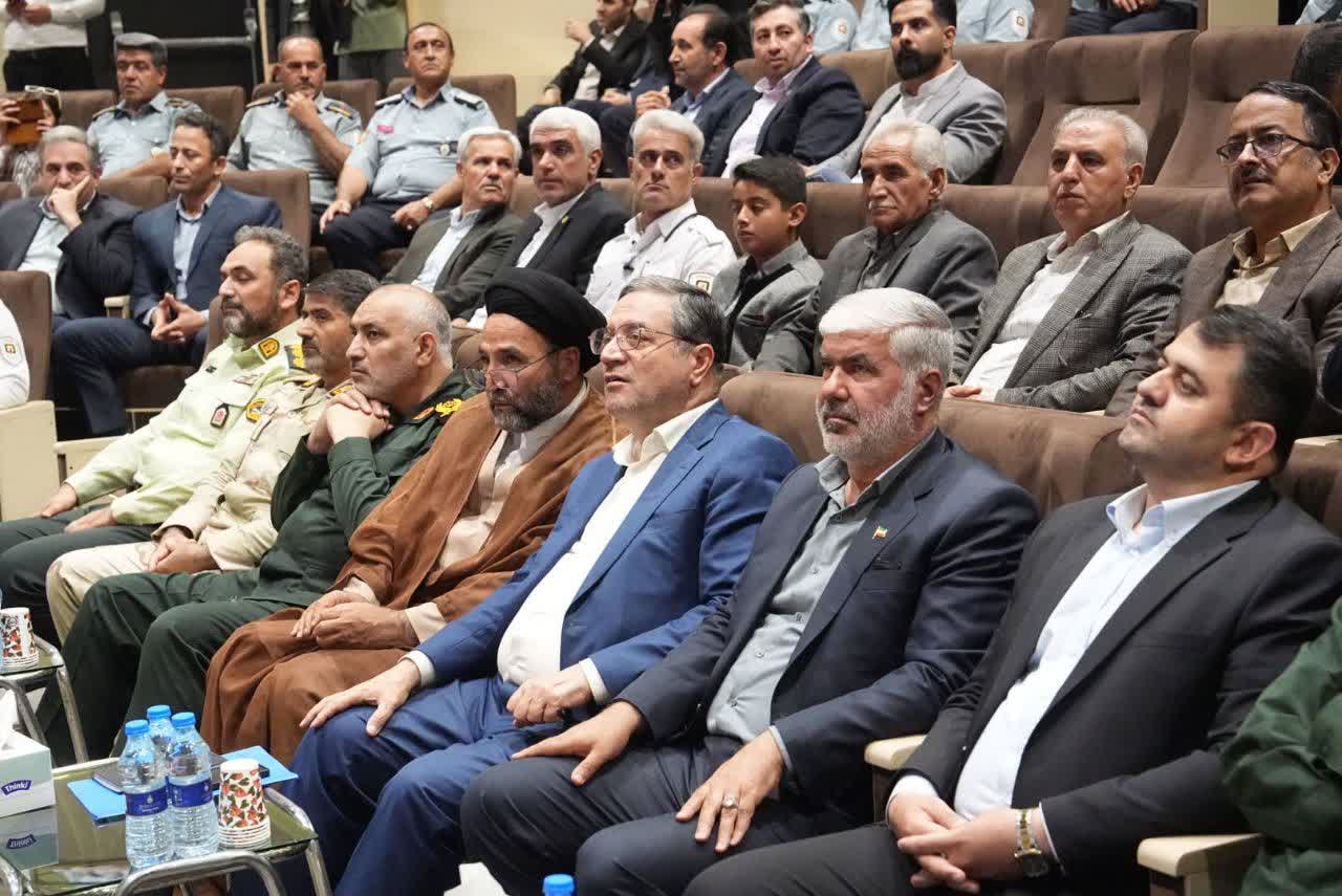 آتشنشانان ارومیه، قهرمانان بیادعای ایمنی و ایثار + تصاویر