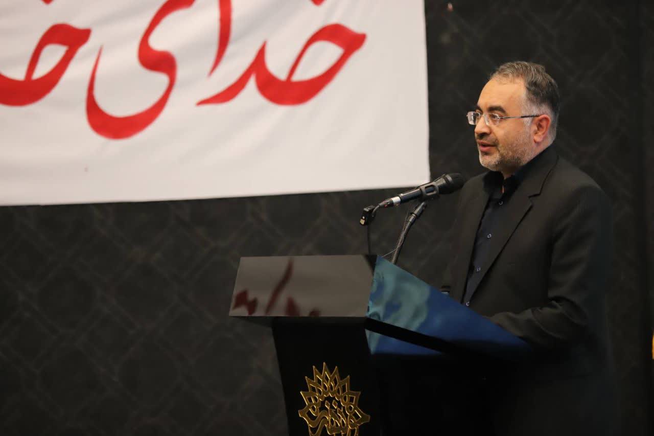 ضروریست هنرمندان تاریخ این روزهای پر آشوب و سرشار از حماسه را با زبان هنر منعکس نمایند