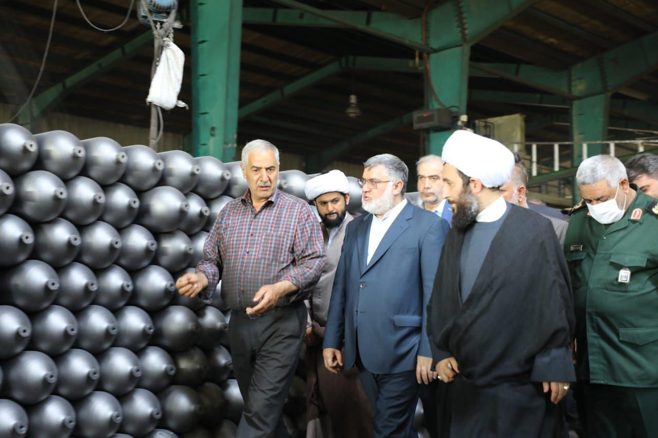 بازدید استاندار آذربایجانغربی از روند فعالیت شرکت دانش بنیان سیلندر سراج خوی