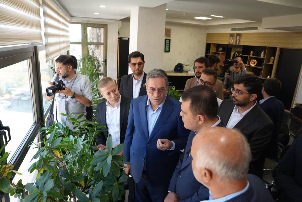 بازدید معاون رئیسجمهور و استاندار آذربایجانغربی از پارک علم و فناوری استان + تصاویر