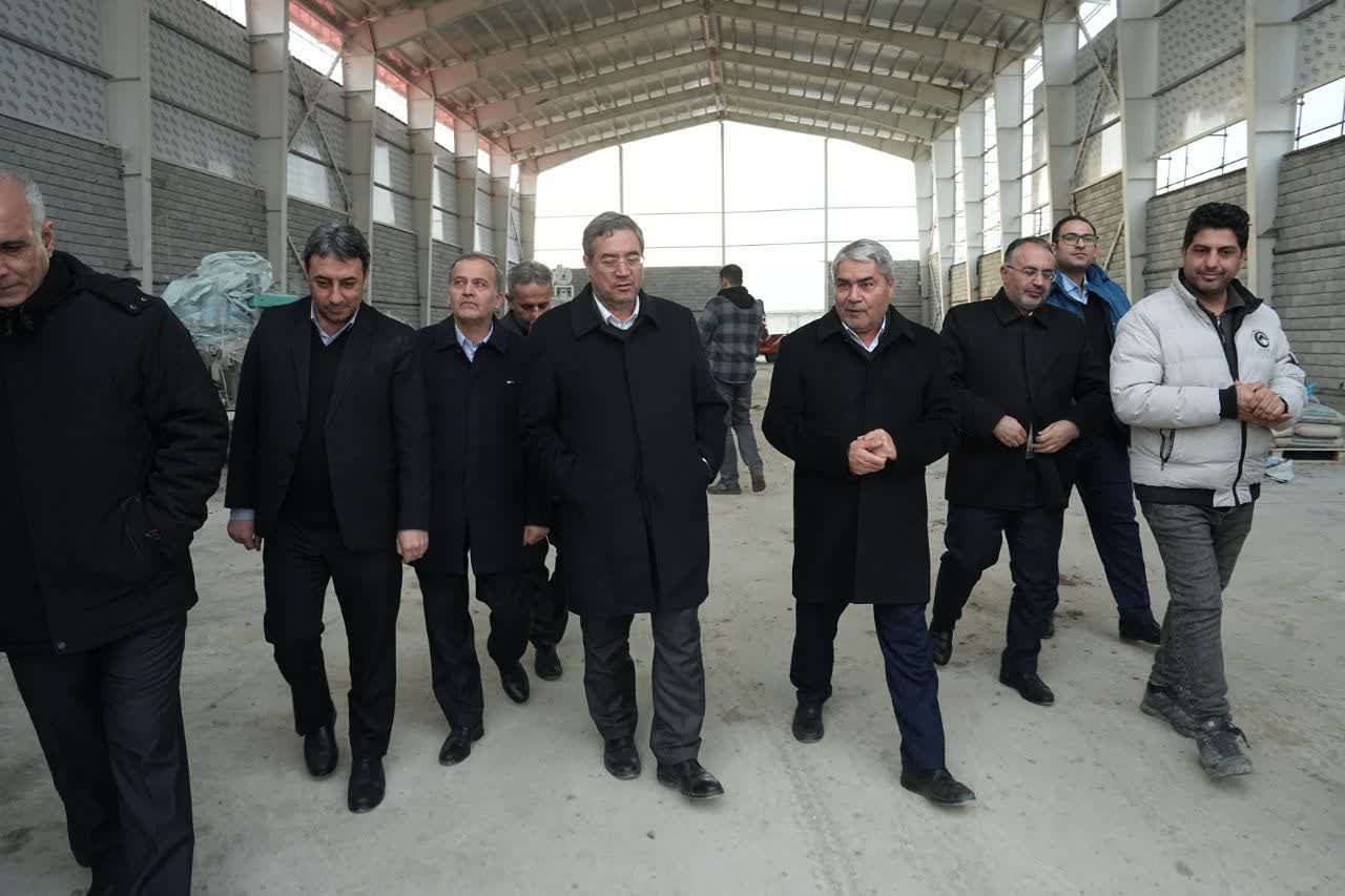 بازدید استاندار آذربایجان‌غربی از روند پیشرفت فاز دوم توسعه پروژه تولید نشاسته و گلوتن گندم در نقده