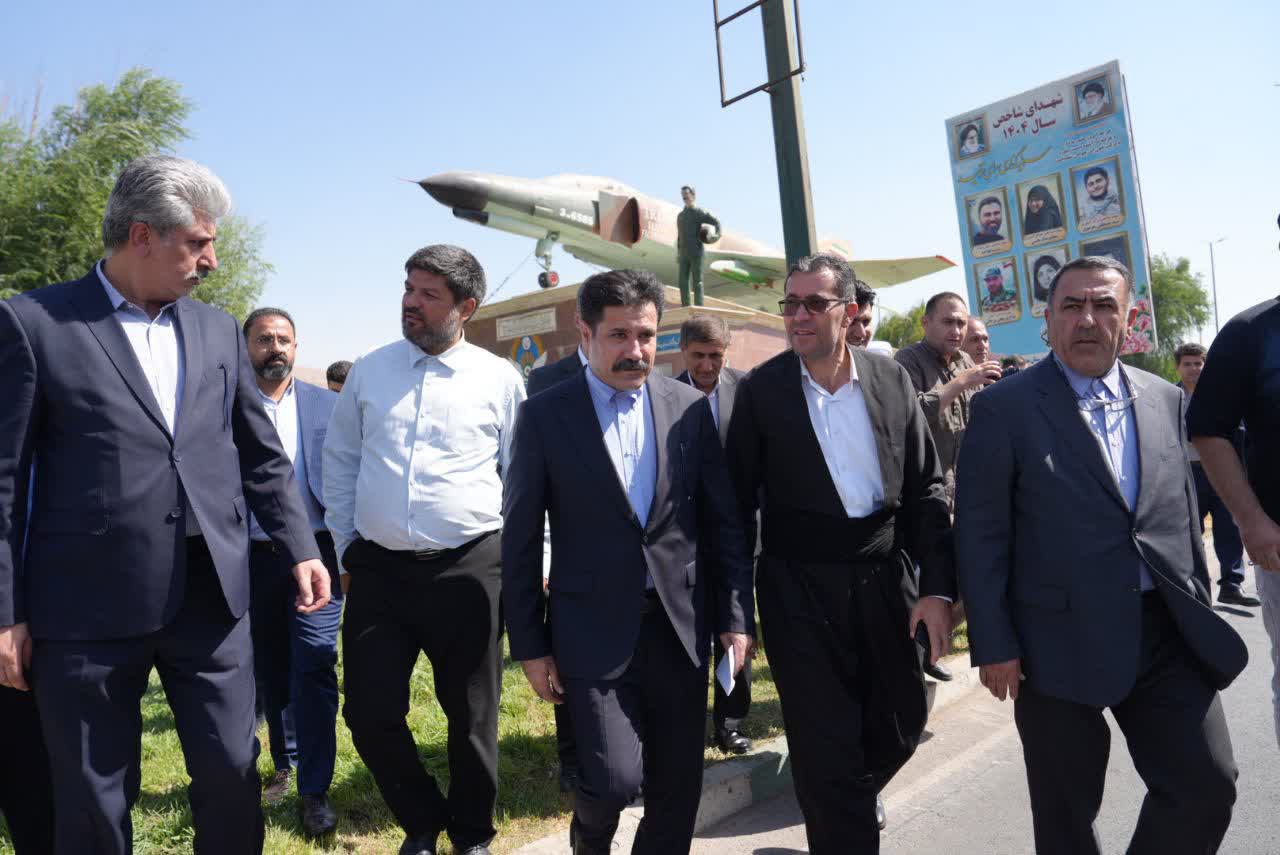 معاون رئیسجمهور وارد شهرستان مهاباد شد + تصاویر