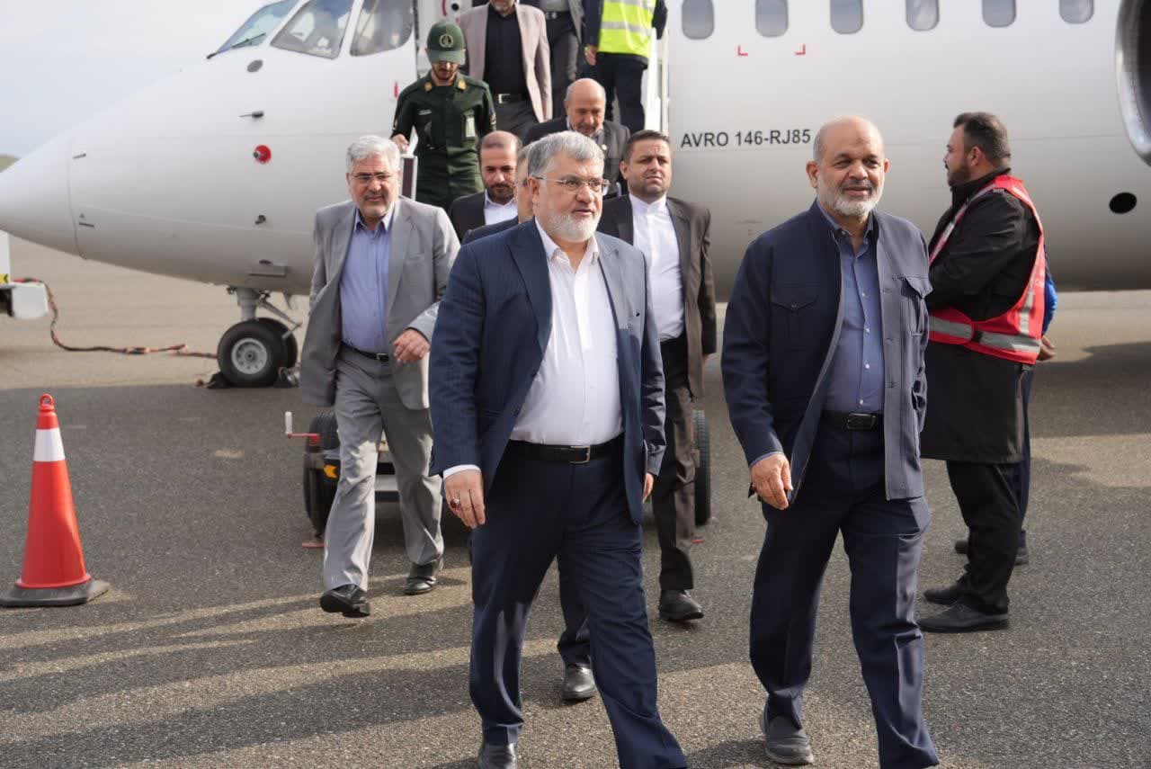 وزیر کشور با استقبال استاندار آذربایجانغربی وارد ماکو شد + تصاویر