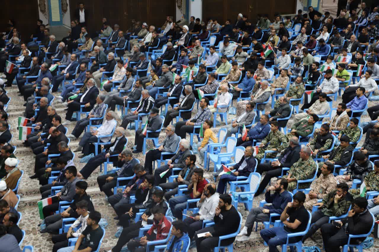 برگزاری آیین گرامیـداشت یاد سیدحسن نصرالله در حسینیه ثارالله ارومیه + تصاویر