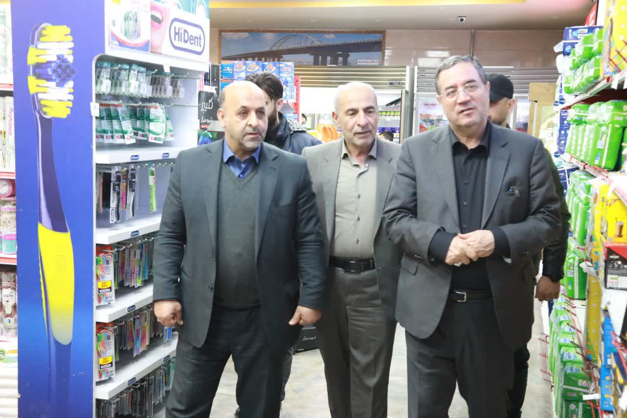 نظارت میدانی استاندار آذربایجان‌غربی بر بازار ارومیه + تصاویر